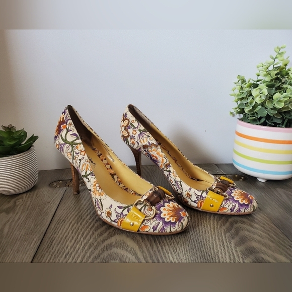 Pierre Michel floral heels size 38  (7.5-8) - Picture 2 of 8